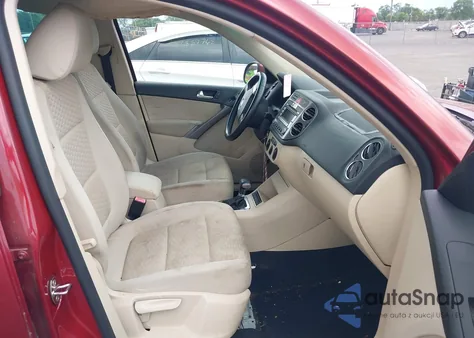 2009 Volkswagen Tiguan Se from USA, damaged, VIN WVGAV75N89W524358